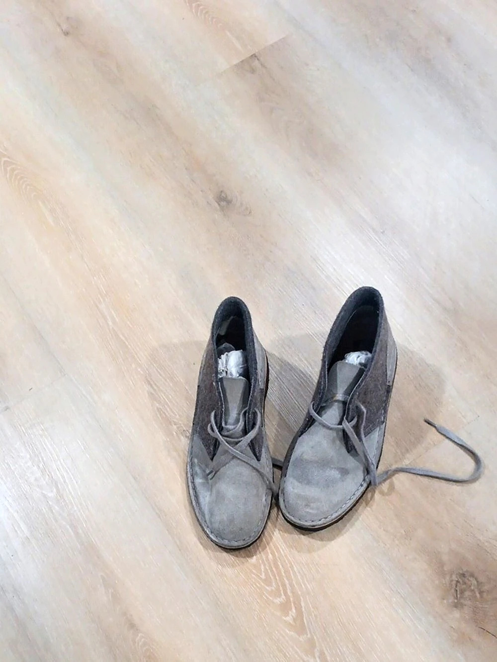 Clarks Originals Gray & Brown Ankle Boots Size 6